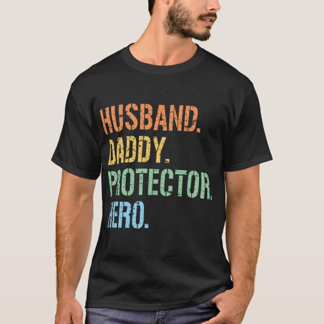 Camiseta Día del padre: Héroe de papá, marido de mujer (Anverso)