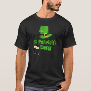 Camiseta Día del St Patricks con el gorra