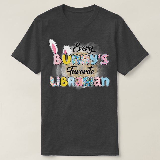 Camiseta Día gracioso de Pascua en la biblioteca favorita d (Diseño del anverso)