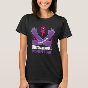 Camiseta Día Internacional de la Mujer 2023 Adoptar las Mam