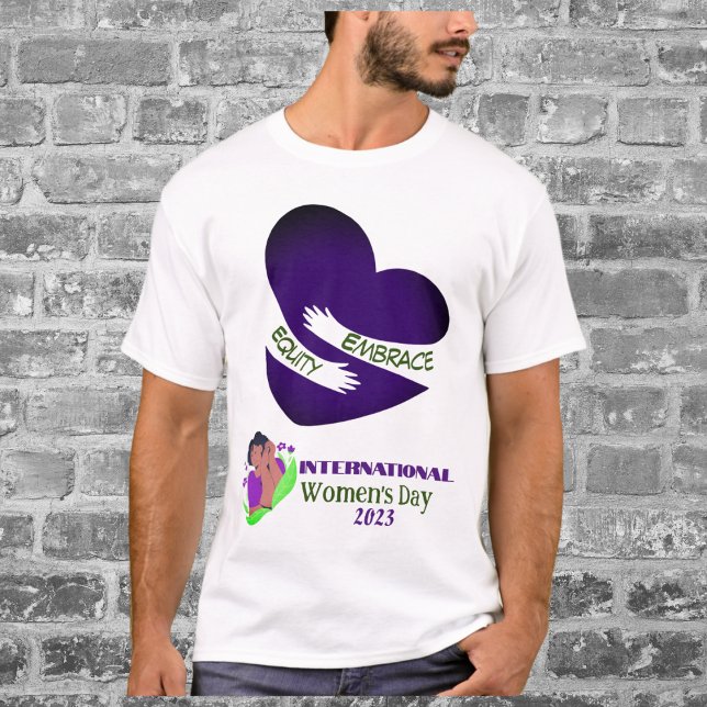 Camiseta Día Internacional de la Mujer 2023: "Igualdad de o (Subido por el creador)