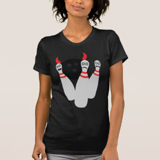 Camiseta diablo asustadizo del ninepine de los bolos
