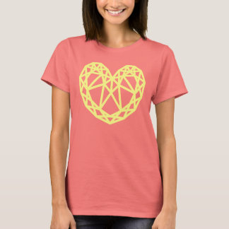 Camiseta diamante amarillo con forma de corazón