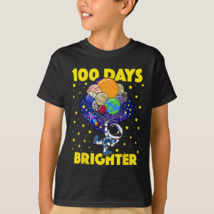 Camiseta Días más Brillantes 100° Día del Espacio Astronaut