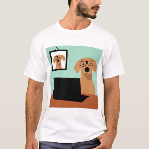 Camiseta dibujo animado de rhodie trabajando