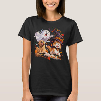 Camiseta Dibujo divertido de un gato de Halloween persiguie