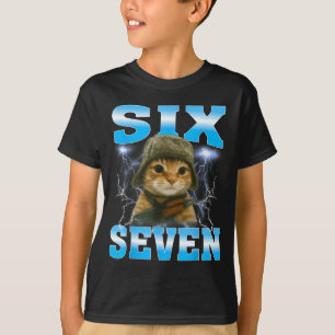 Camiseta Dicho Divertido 67 Gatos Superviviente de Dolor de