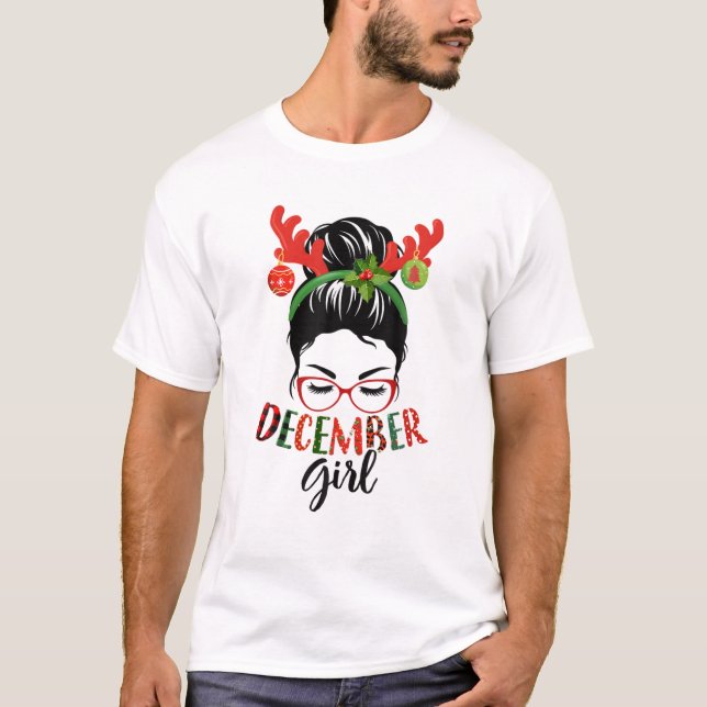 Camiseta Diciembre Navidades Chicas Messy Bun Reno de Cumpl (Anverso)