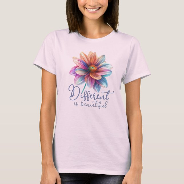 Camiseta Different is beautiful (Anverso)