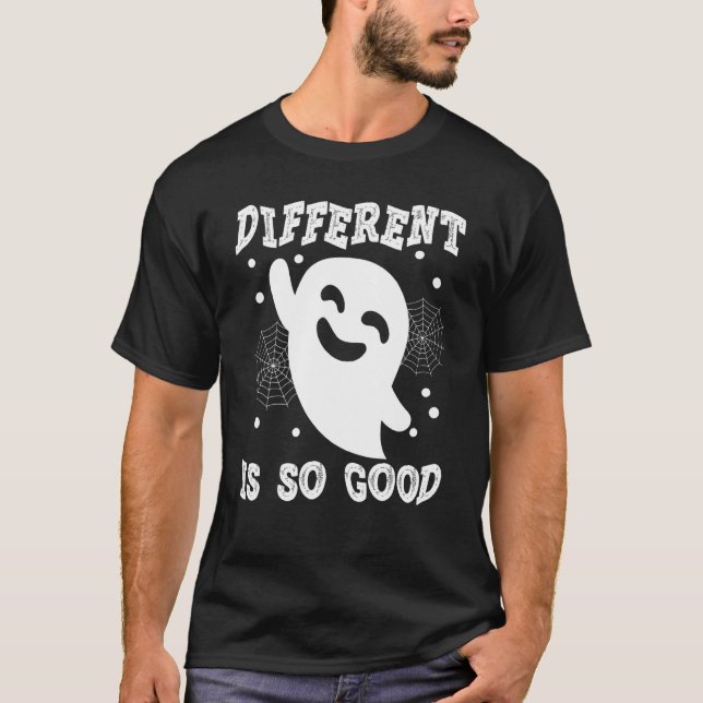 Camiseta Different Is So Good  Halloween Ghost Spiderweb Gr (Anverso)