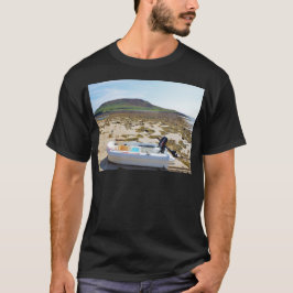 Camiseta Dinghy en la playa