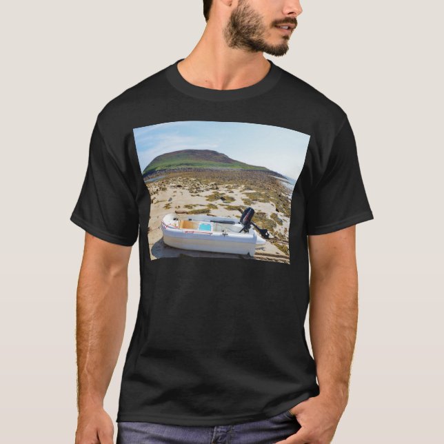 Camiseta Dinghy en la playa (Anverso)
