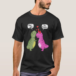 Camiseta Dinosaur T Rex Couple Hug Me Funny Día de San Vale