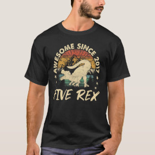 Camiseta Dinosaurio de quinto cumpleaños de niños cinco rex