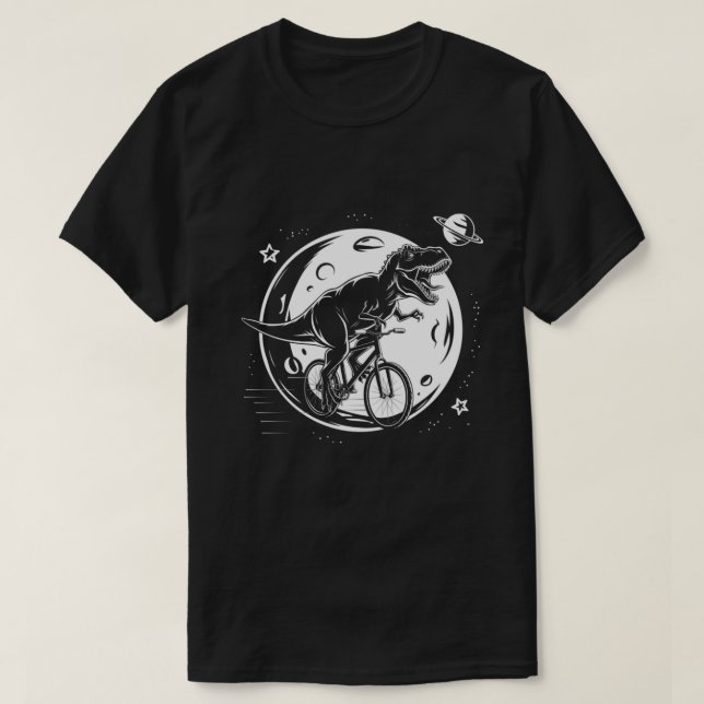 Camiseta Dinosaurio moderno en bicicleta en cielo con luna  (Diseño del anverso)