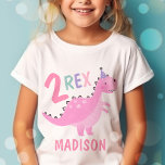 Camiseta Dinosaurio rosado dos Fiestas de segundo cumpleaño<br><div class="desc">Dinosaurio rosa Dos Rex 2º Fiesta de cumpleaños T-Shirt Todos los diseños son © PIXEL PERFECTION FIESTA LTD</div>