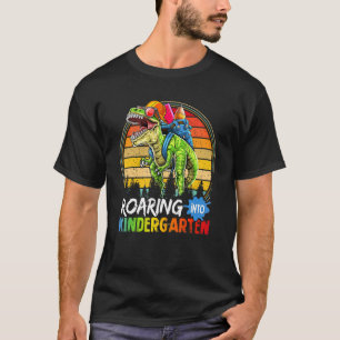 Camiseta Dinosaurios de jardín de infancia ruidosos regresa