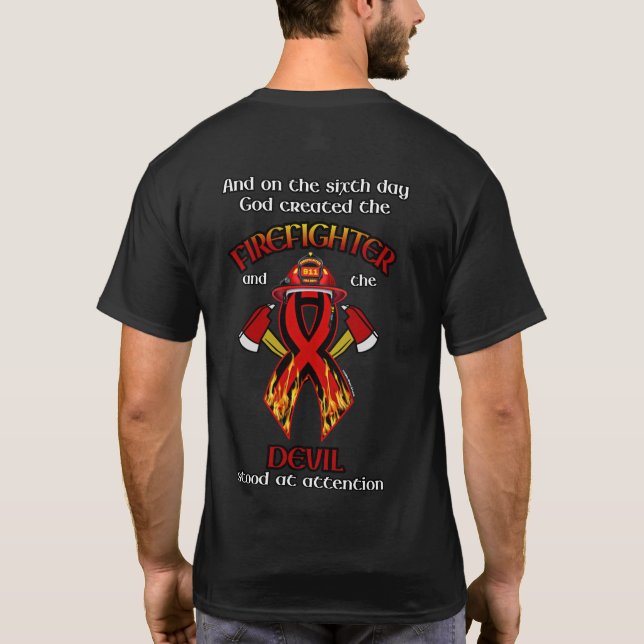 Camiseta Dios creó al bombero (Reverso)