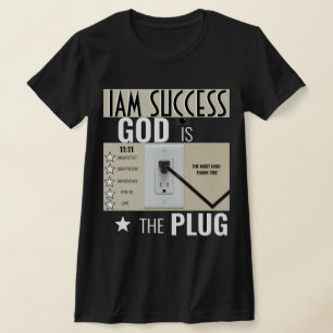 CAMISETA DIOS ES EL ENCHUFE
