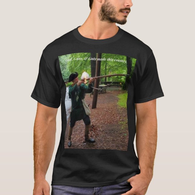 Camiseta Dios, Guns & Guts hicieron de este país. (Anverso)