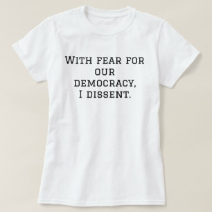 Camiseta Discrepo contra MAGA