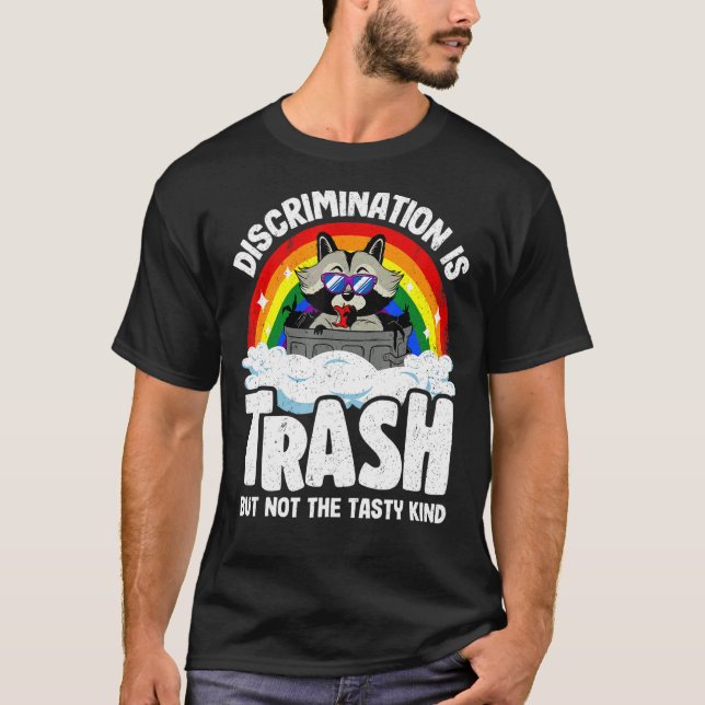 Camiseta Discriminación: Raccoon con bandera arcoiris gays  (Anverso)