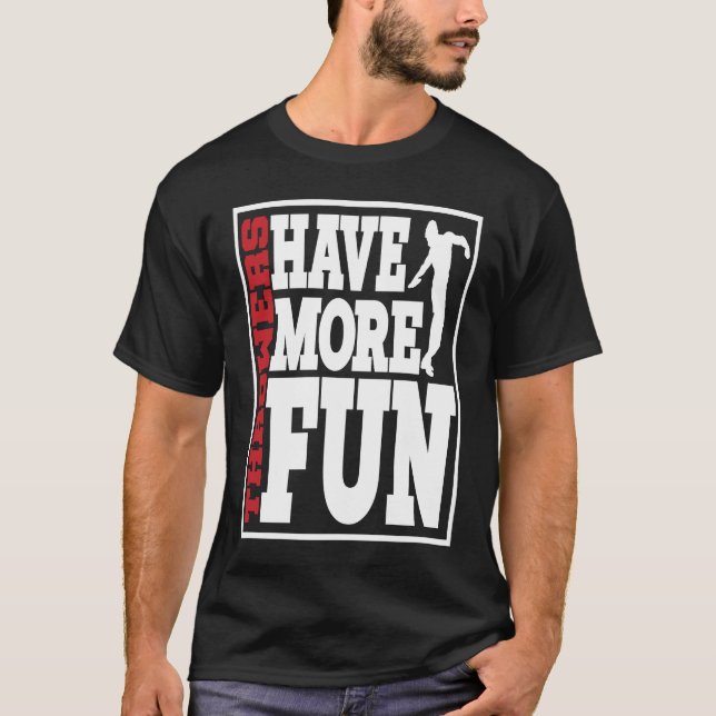 Camiseta Discus Throwers Have More Fun Discus Throwing  2 (Anverso)