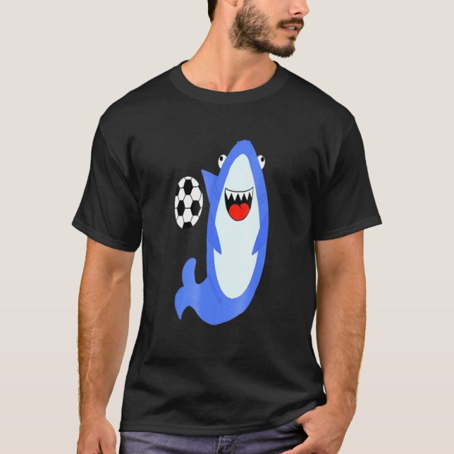 Camiseta Diseñadores del Sur: Fun Shark jugando a la pelota (Anverso)
