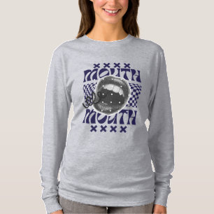 Camiseta Diseño audaz de calzado de media tonalidad en boca