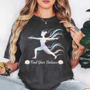 Camiseta Diseño de Acuarela de Loto en Postura de Guerrero 