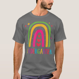 Camiseta Diseño de arcoiris en jardines de infancia, Cute K