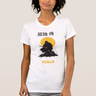 Camiseta Diseño de Arte de Ninja Samurái Solitario