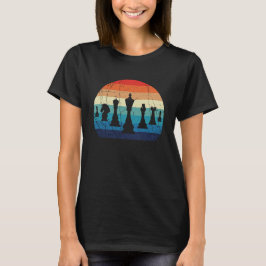Camiseta Diseño de atardecer retro de piezas de ajedrez ant
