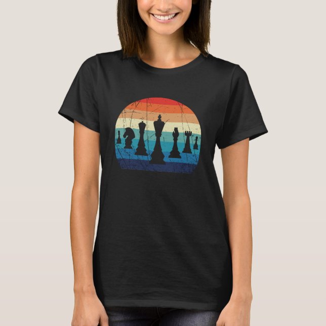 Camiseta Diseño de atardecer retro de piezas de ajedrez ant (Anverso)