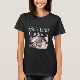 Camiseta Diseño de chica de anime de acampada acogedora al 