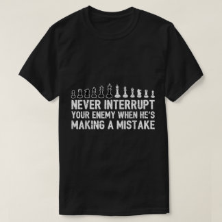 Camiseta Diseño de cita divertida de estrategia de ajedrez