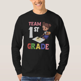Camiseta Diseño de colegiala de primer grado