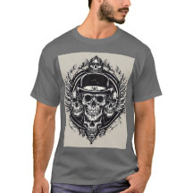 Diseño de cráneo intrincado con alas y símbolos