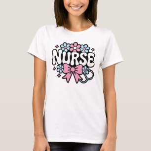 Camiseta Diseño de enfermera retro lindo con flores y lazo