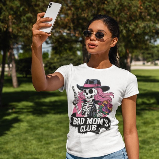 Camiseta Diseño de esqueleto con arma de fuego (Subido por el creador)