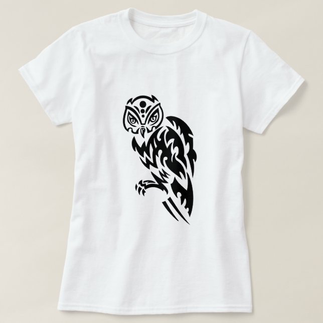 Camiseta Diseño de estilo de tatuaje de búho blanco negro (Diseño del anverso)