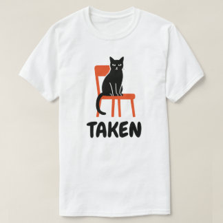 Camiseta Diseño de gato negro ocupado