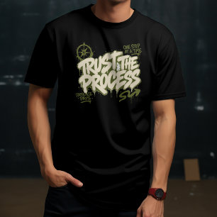 Camiseta Diseño de grafiti de moda urbana 'Confía en el pro