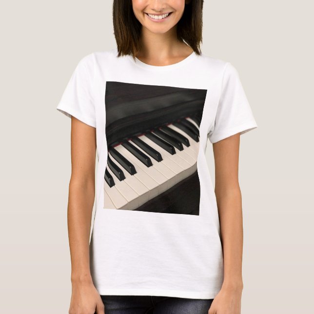Camiseta Diseño de Guay Piano (Anverso)