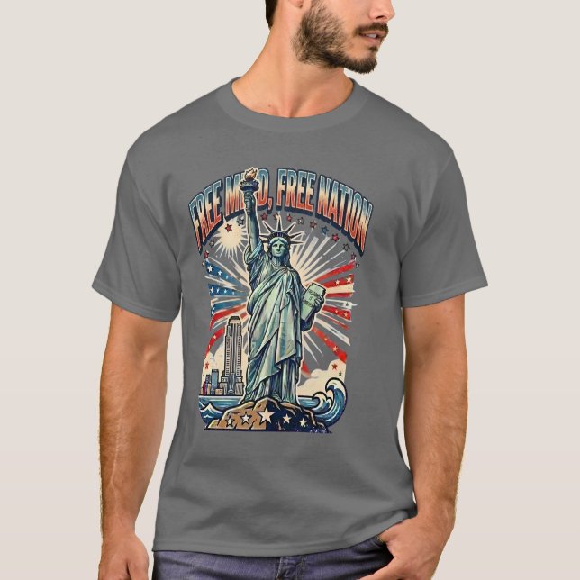 Camiseta Diseño de Mente Libre Nación Libre (Anverso)