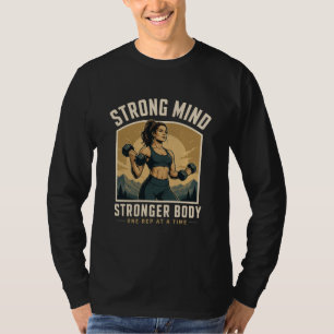 Camiseta Diseño de motivación de gimnasio Mente Fuerte Cuer