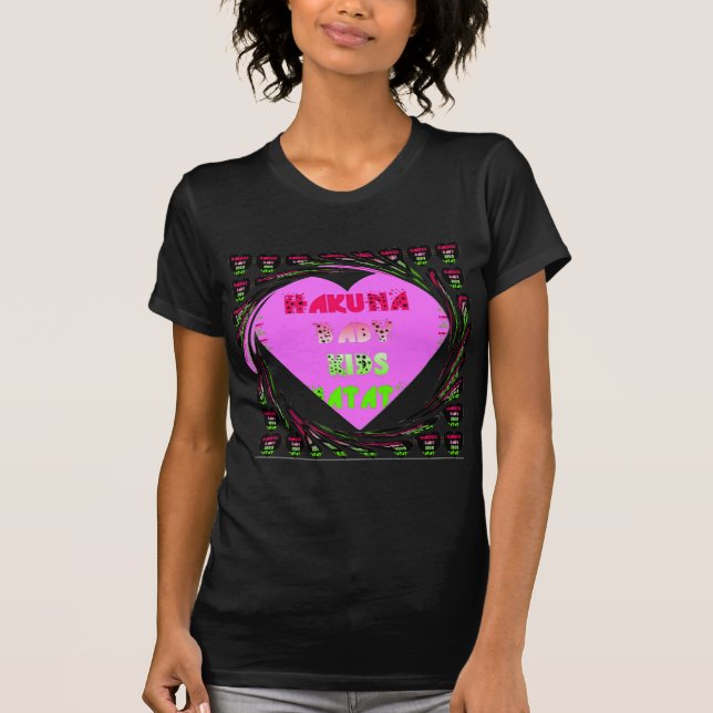 Camiseta Diseño de niños con corazón rosado Hakuna Matata.p (Anverso)