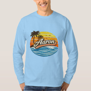 Camiseta Diseño de nombre atardecer retro Aaron
