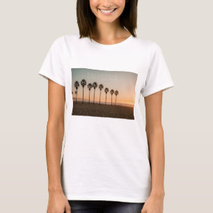 Camiseta Diseño de playa salvaje de California