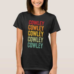 Camiseta Diseño de texto arcoíris del condado de Cowley Kan